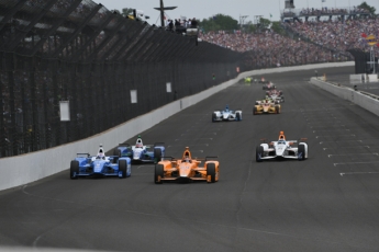 500 milles d'Indianapolis - Course